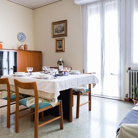 A Pochi Passi Dal Centro E Dall'Ospedale Di Parma Appartement Buitenkant foto